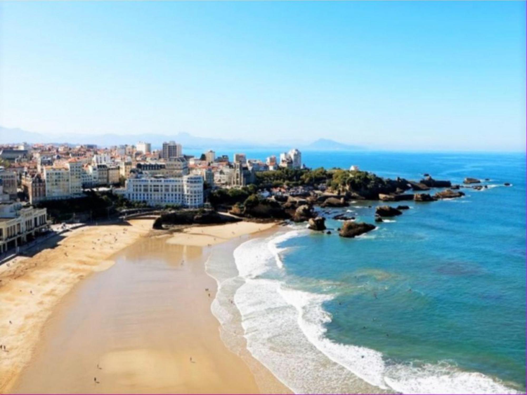 Studio Front De Mer Avec Piscine Et Balcon A Biarritz - Fr-1-3-412 المظهر الخارجي الصورة